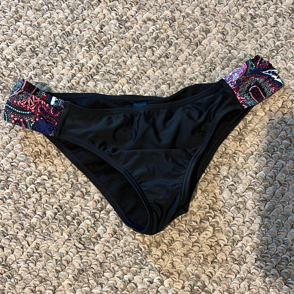 Ambrielle swim bottom